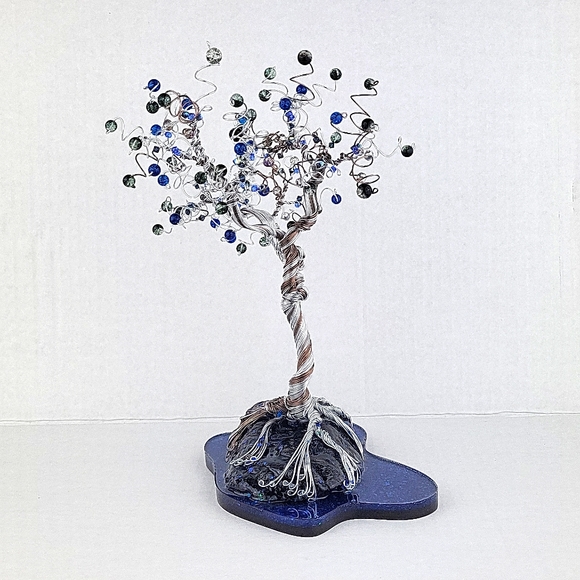 Hanna's SunTrees Wire Tree Art - Picture 2 of 8